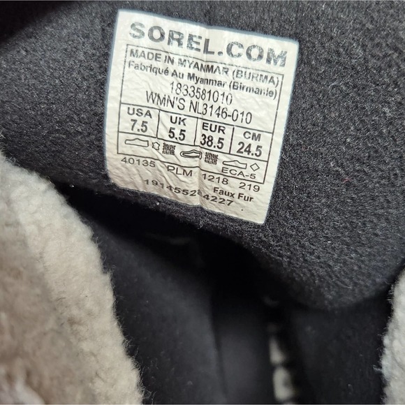 Sorel Out and About Plus Tall Boots Black White Waterproof Fleece Lined 7.5 - Picture 12 of 12